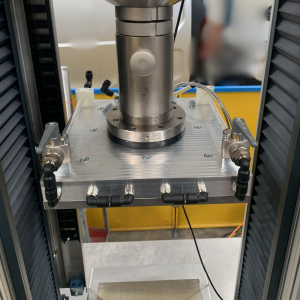 plateaux chauffants pour essai mécanique sur machine d'essai universelle